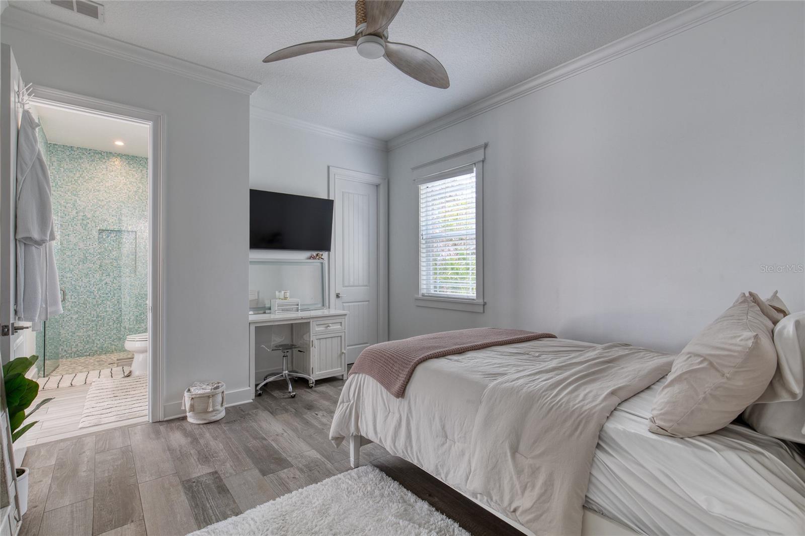 VILLAGE PINE RUN - Residential