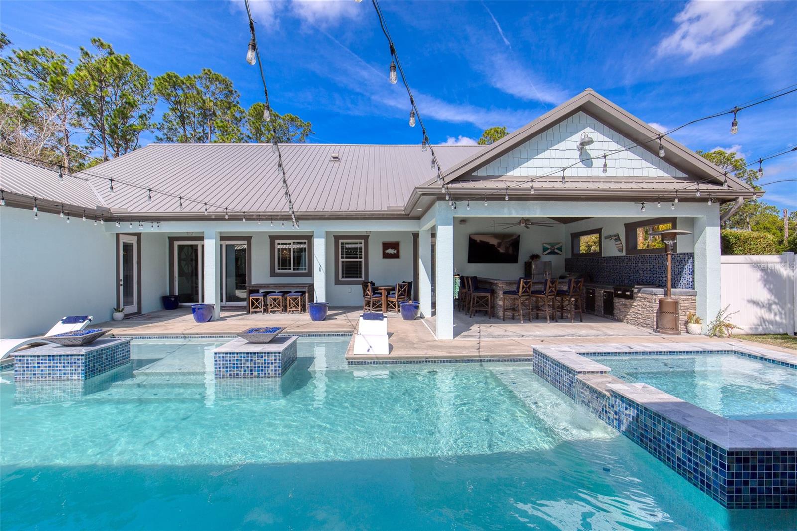 VILLAGE PINE RUN - Residential