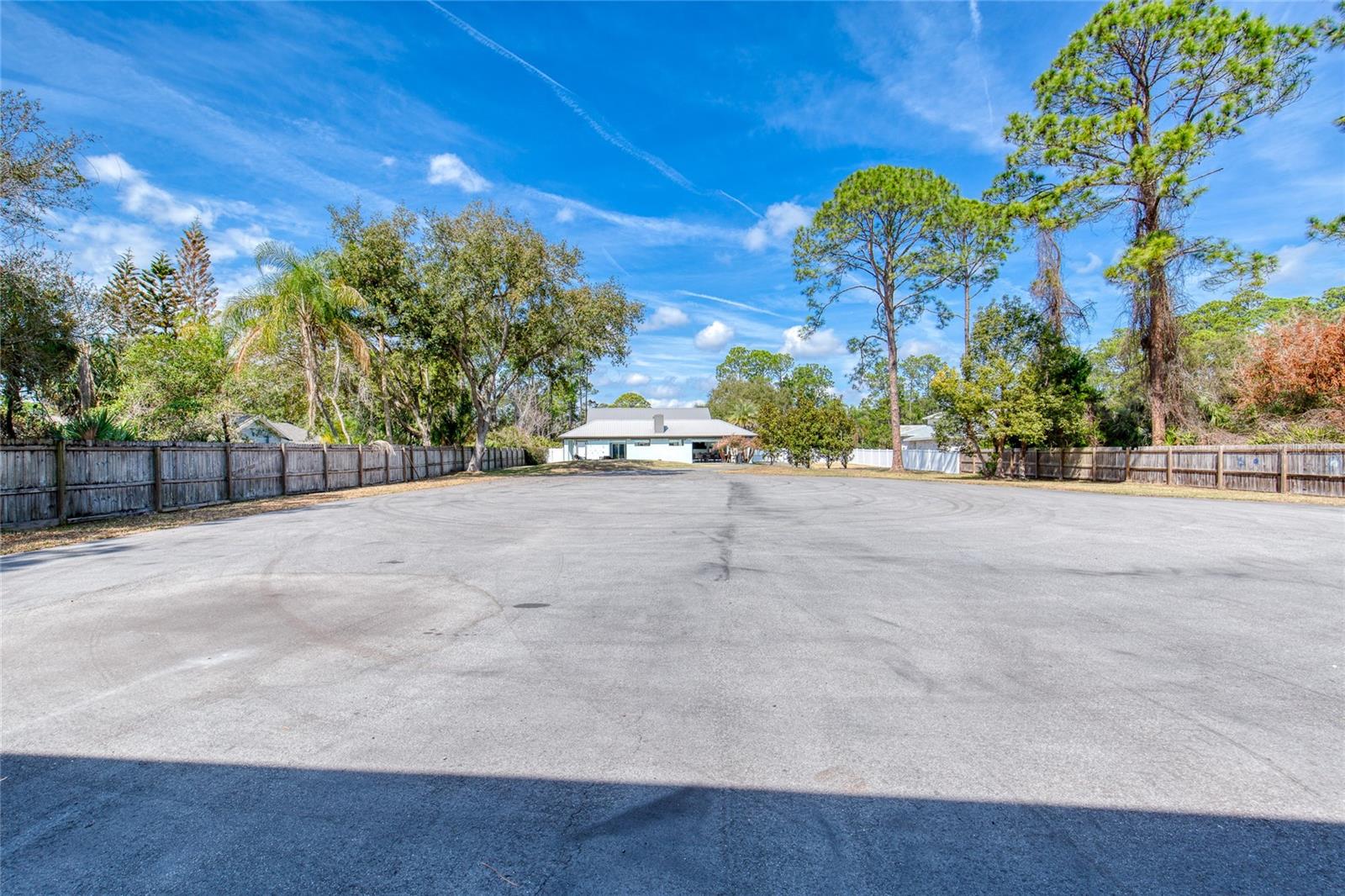 VILLAGE PINE RUN - Residential