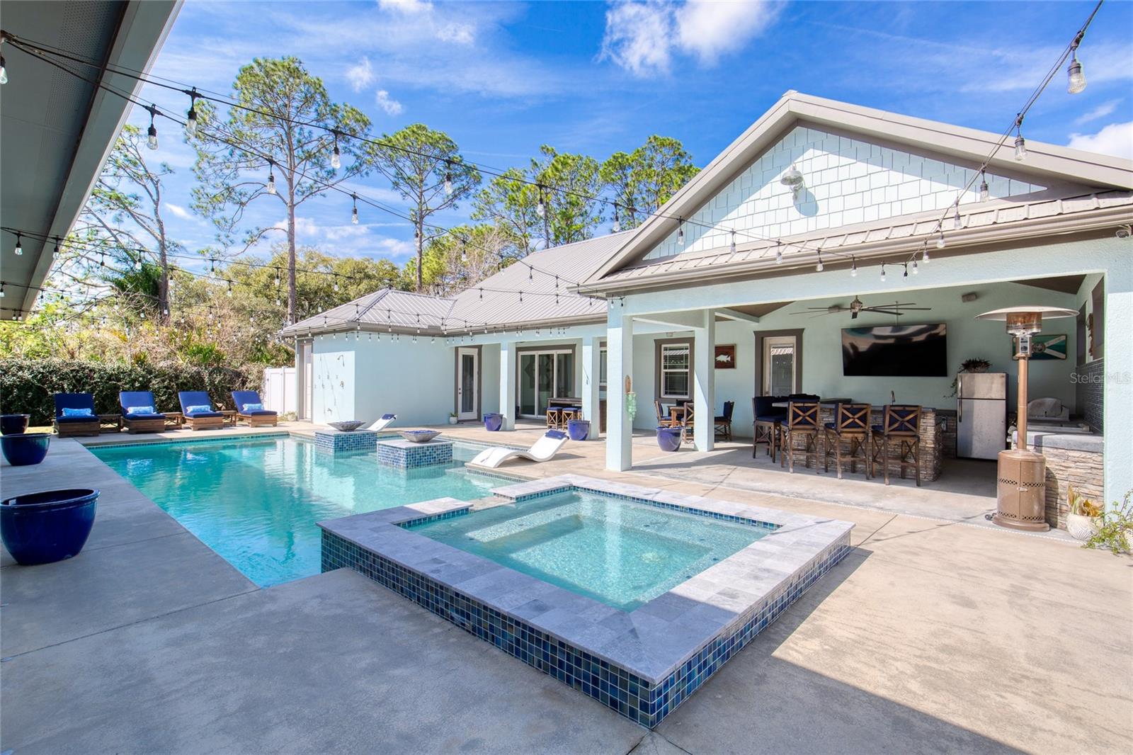 VILLAGE PINE RUN - Residential