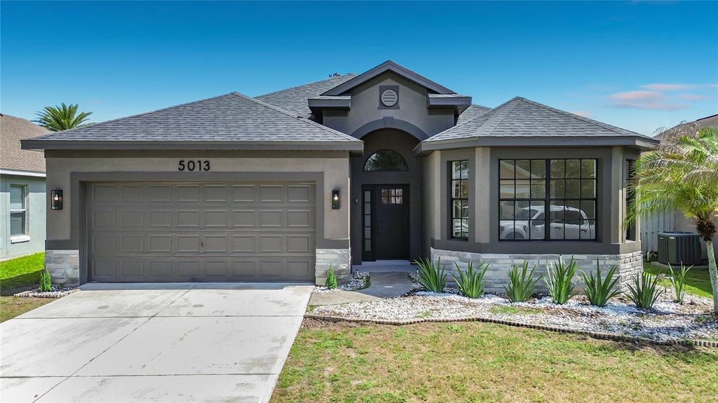 Photo of 5013 Terra Vista Way, Orlando, FL 32837 (MLS # O6410831)