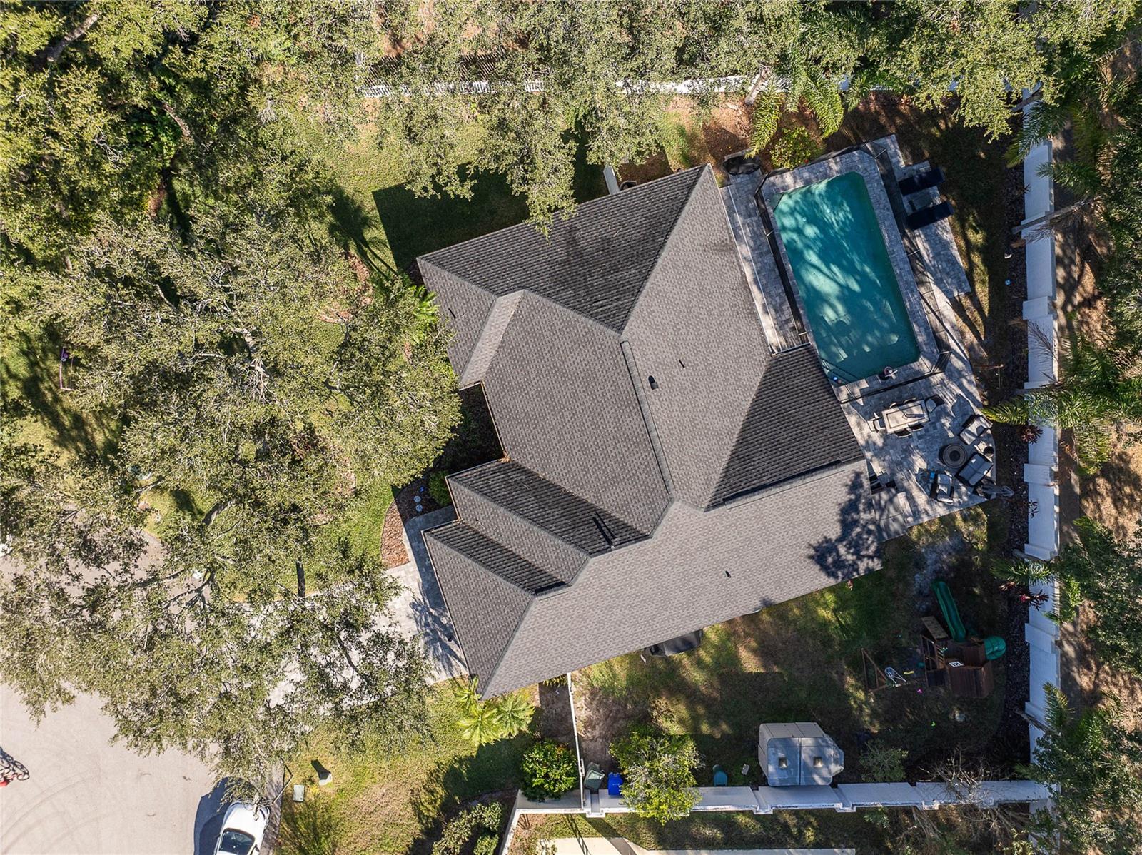 1484 SHOREWOOD COURT