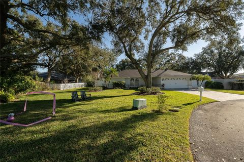 Photo of 1484 Shorewood Court, Lakeland, FL 33803 (MLS # L4958828)