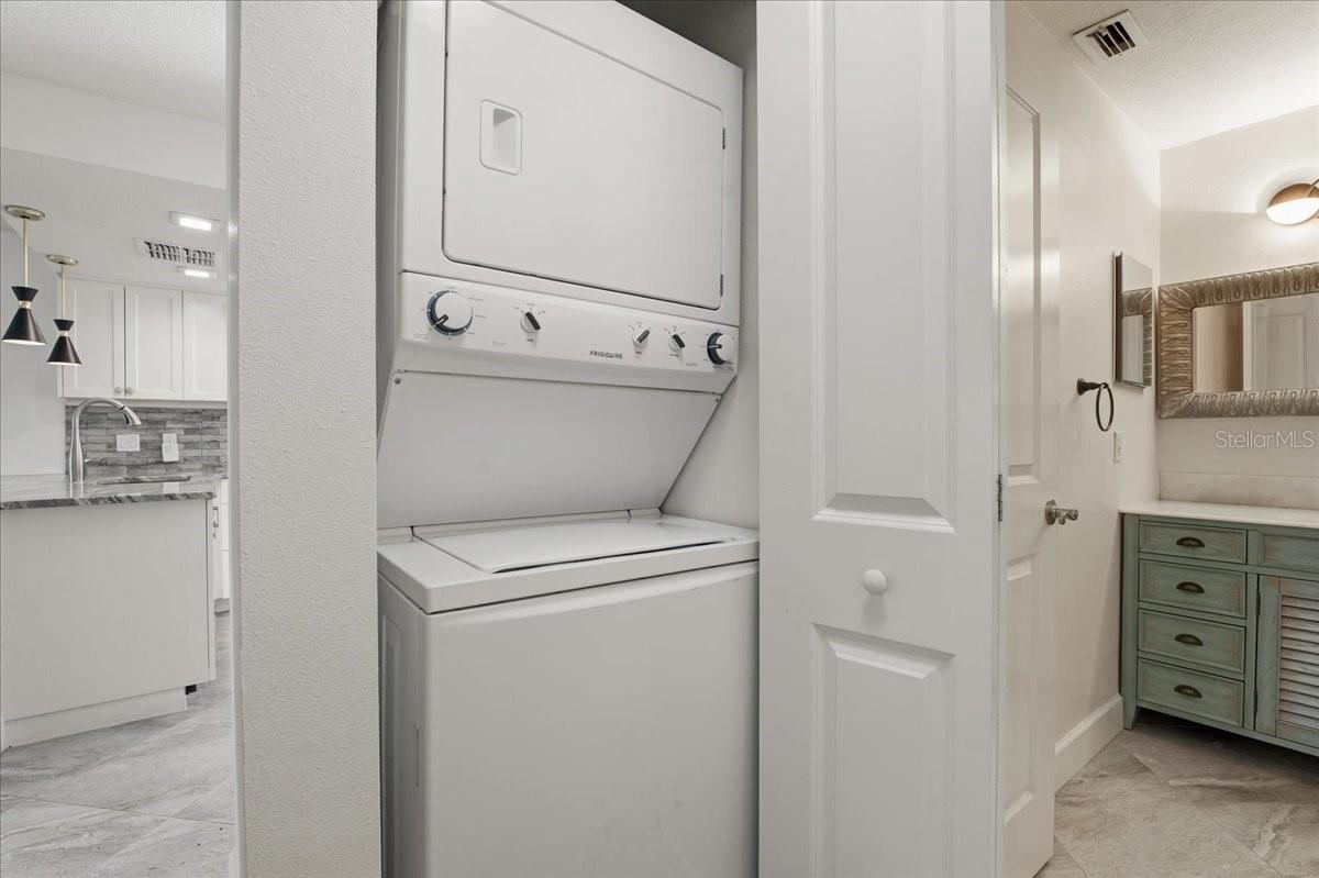 BRYN MAWR AT COUNTRYSIDE - Residential