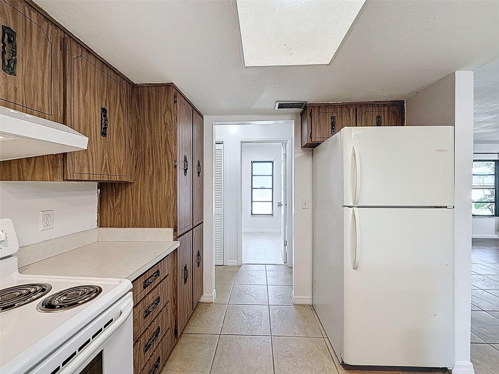 SPRING HILL - Residential