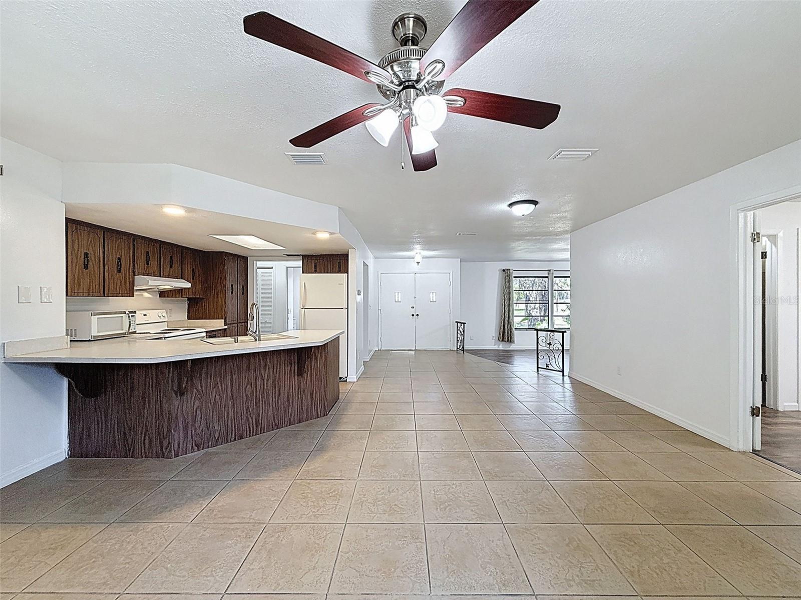 SPRING HILL - Residential