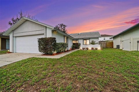 596 LAKE DOE BLVD APOPKA FL 32703