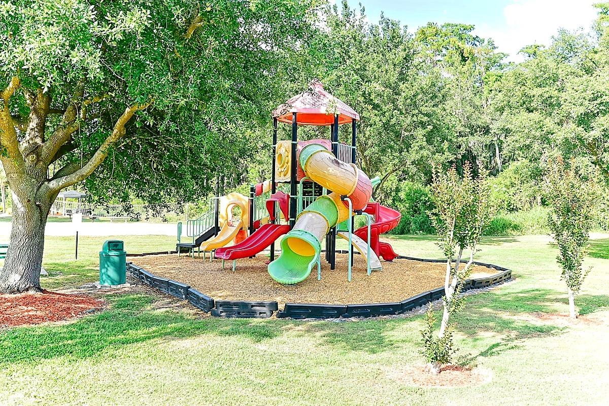LAKE BERKLEY RESORT VILLAS PH 2 - Residential