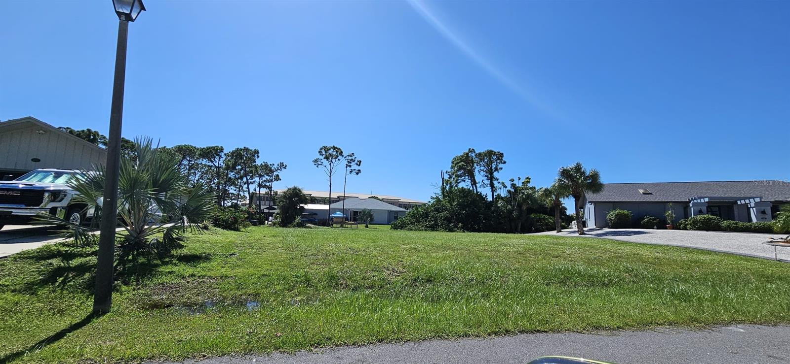 1035 SCHOONER LANE