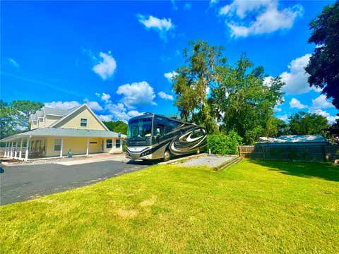 Tiny photo for 11895 N Bearl Terrace, Dunnellon, FL 34433 (MLS # G5113690)