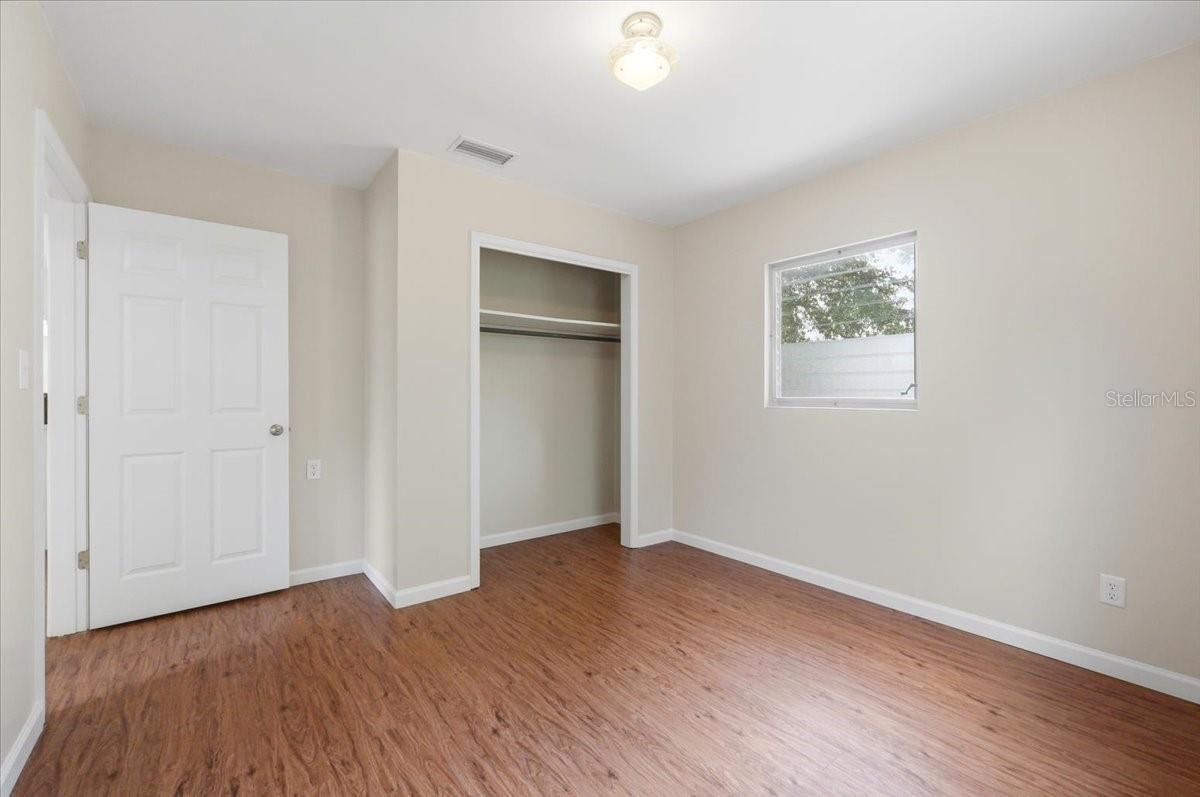 LAKEWOOD PARK - Residential