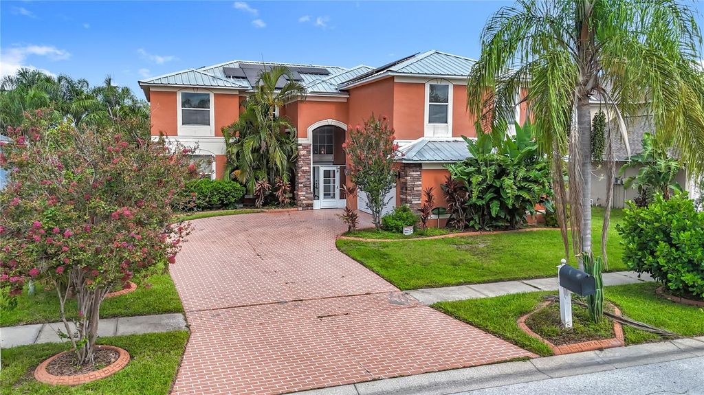 Photo of 11014 Sailbrooke Drive, Riverview, FL 33579 (MLS # A4658861)