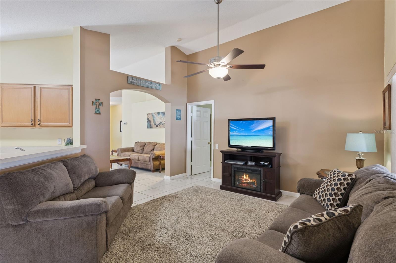 3136 CRANES COVE LOOP