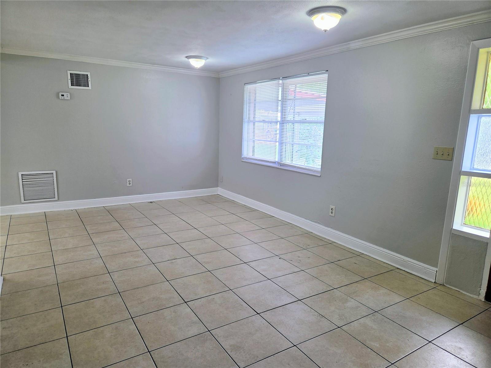 KNOLLWOOD VILLAGE - Residential