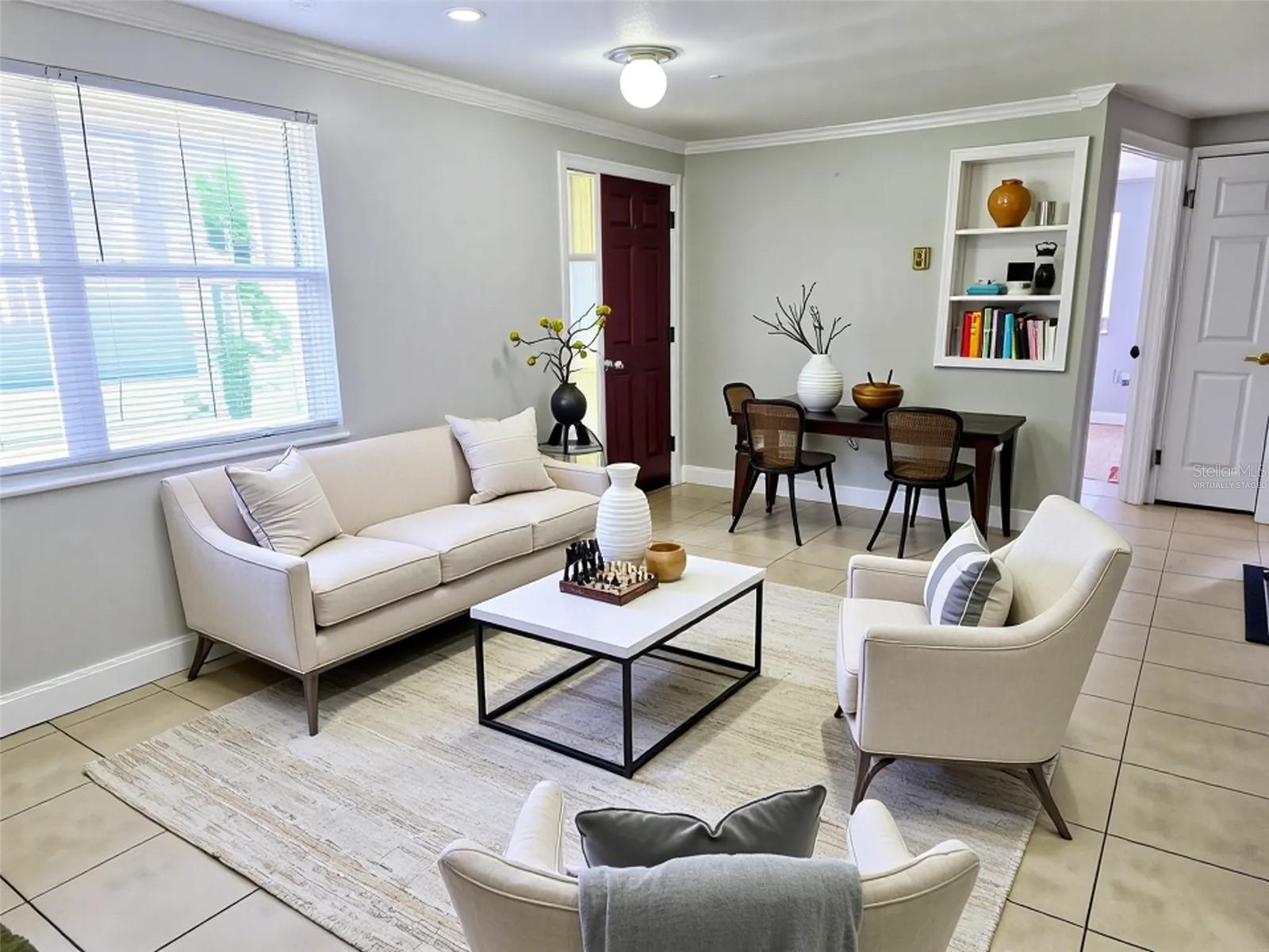 KNOLLWOOD VILLAGE - Residential