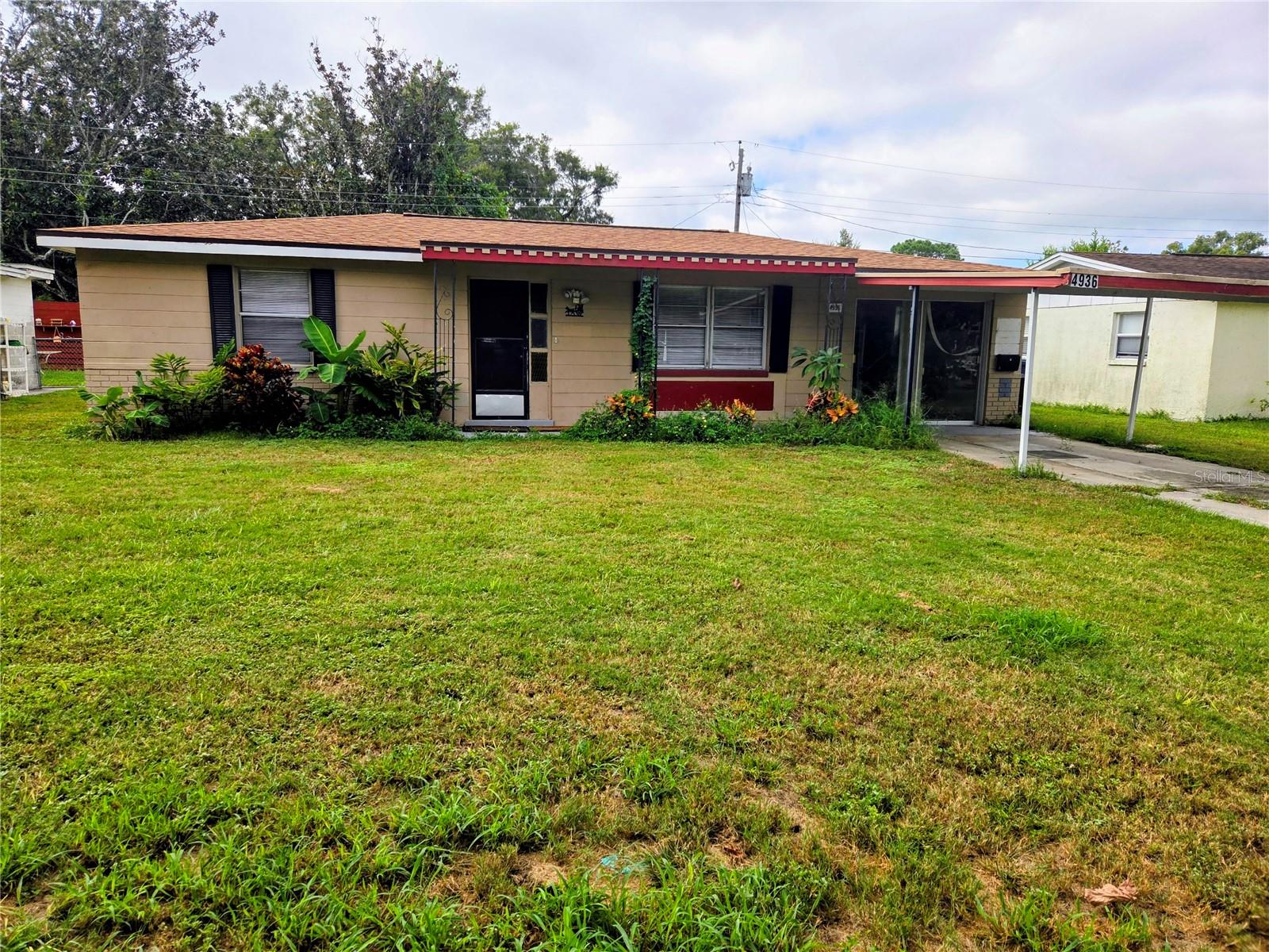 KNOLLWOOD VILLAGE - Residential