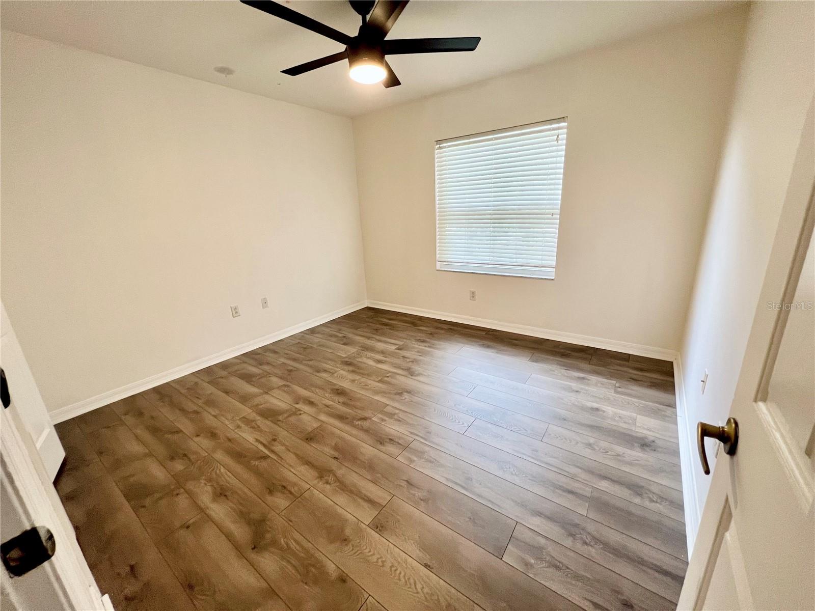 LAKE BERNADETTE - Residential