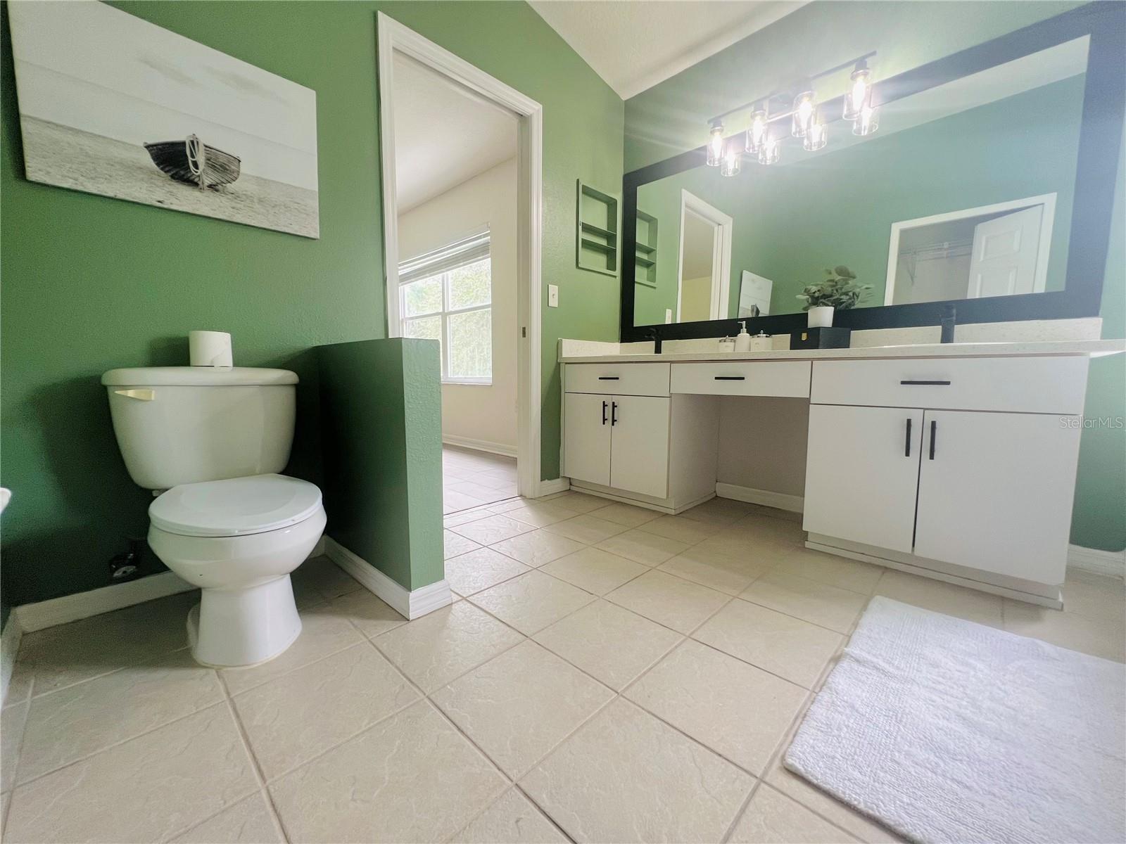 LAKE BERNADETTE - Residential