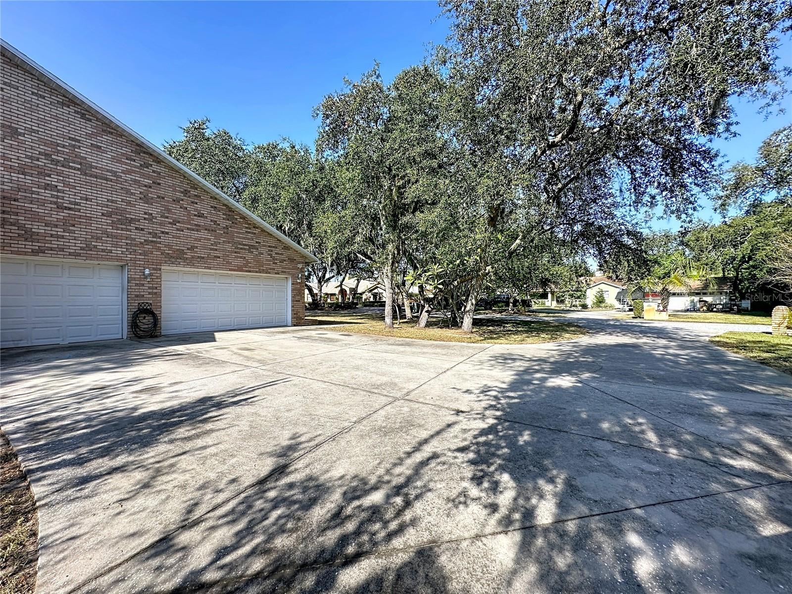 MYERS COVE - Residential