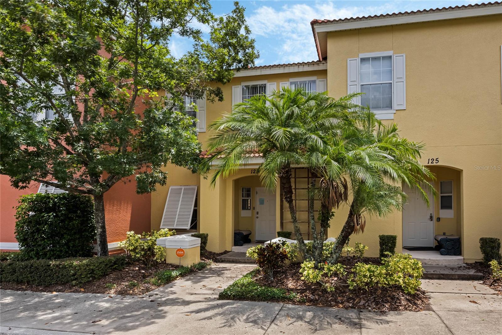 Photo 3 of 36 of 123 POMPANO BEACH DRIVE townhome