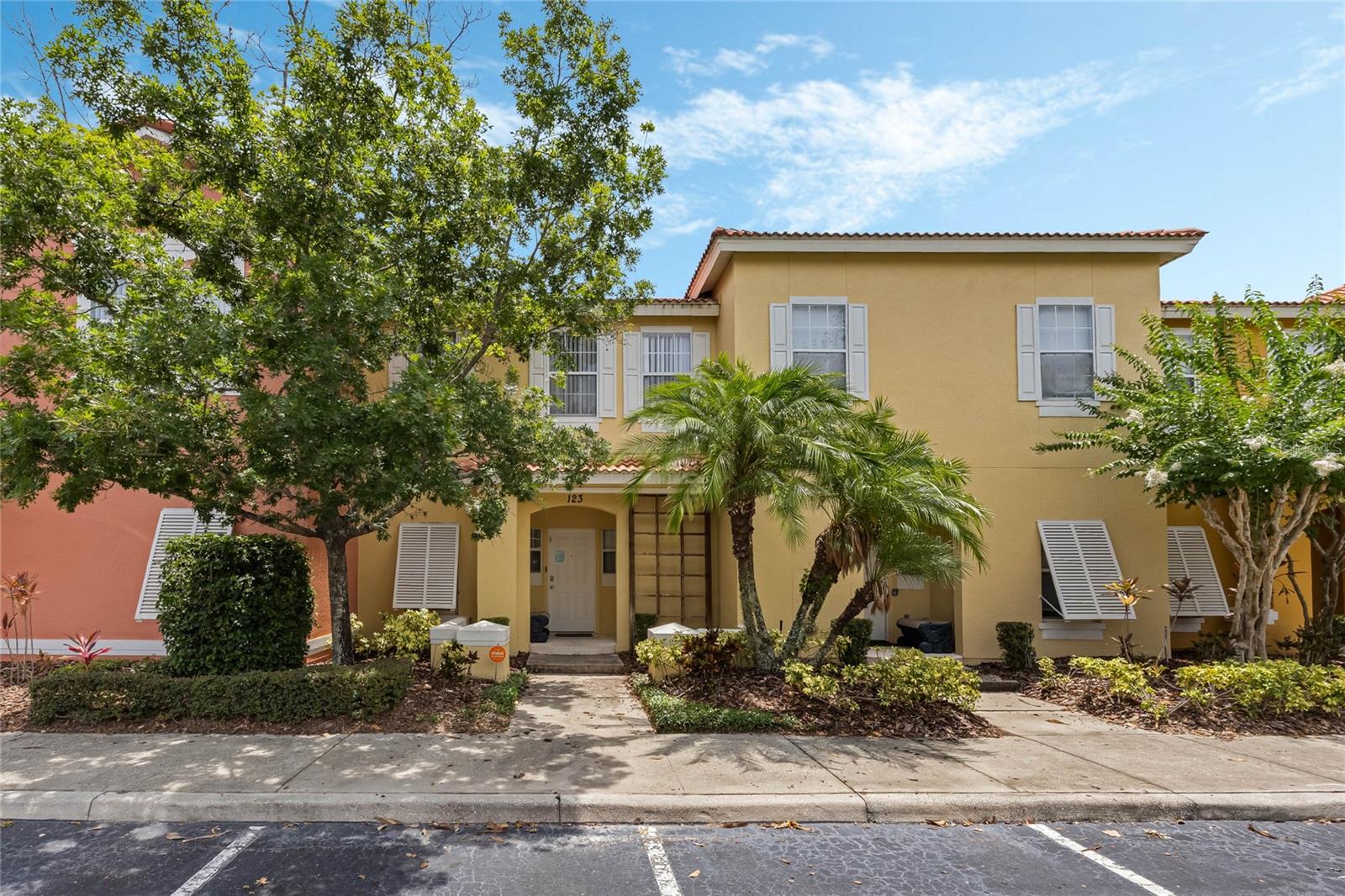 View KISSIMMEE, FL 34746 townhome