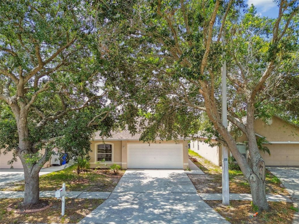 Photo of 11627 Ivy Flower Loop, Riverview, FL 33578 (MLS # TB8392084)