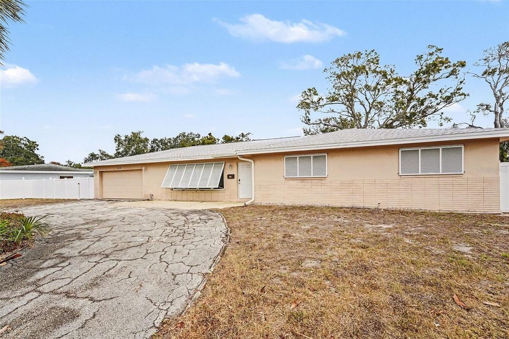 Photo of 213 Park Street N, St Petersburg, FL 33710 (MLS # TB8473270)