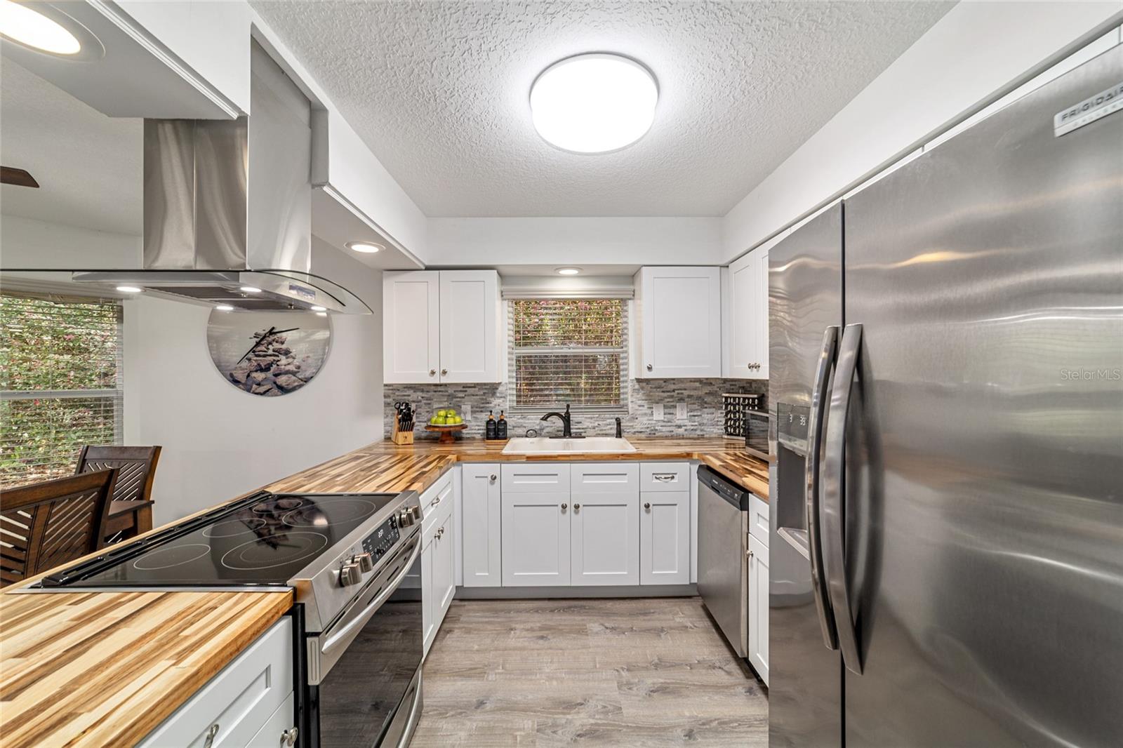 RAINBOW SPGS 05 REP - Residential