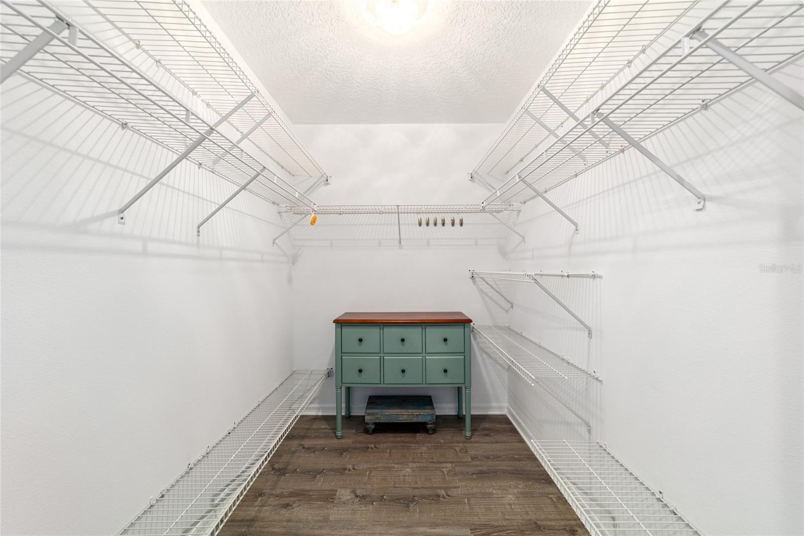 RAINBOW SPGS 05 REP - Residential