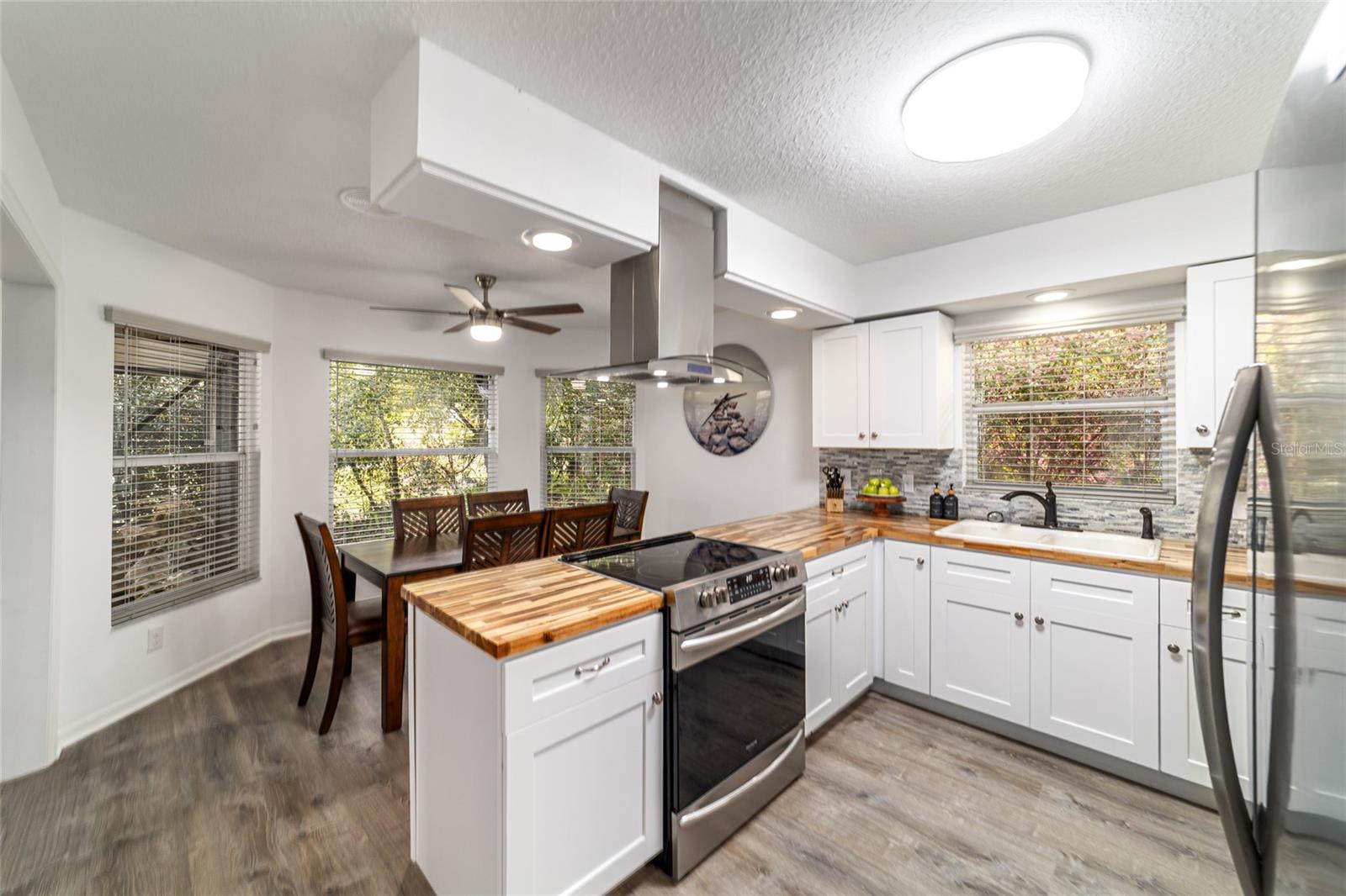 RAINBOW SPGS 05 REP - Residential