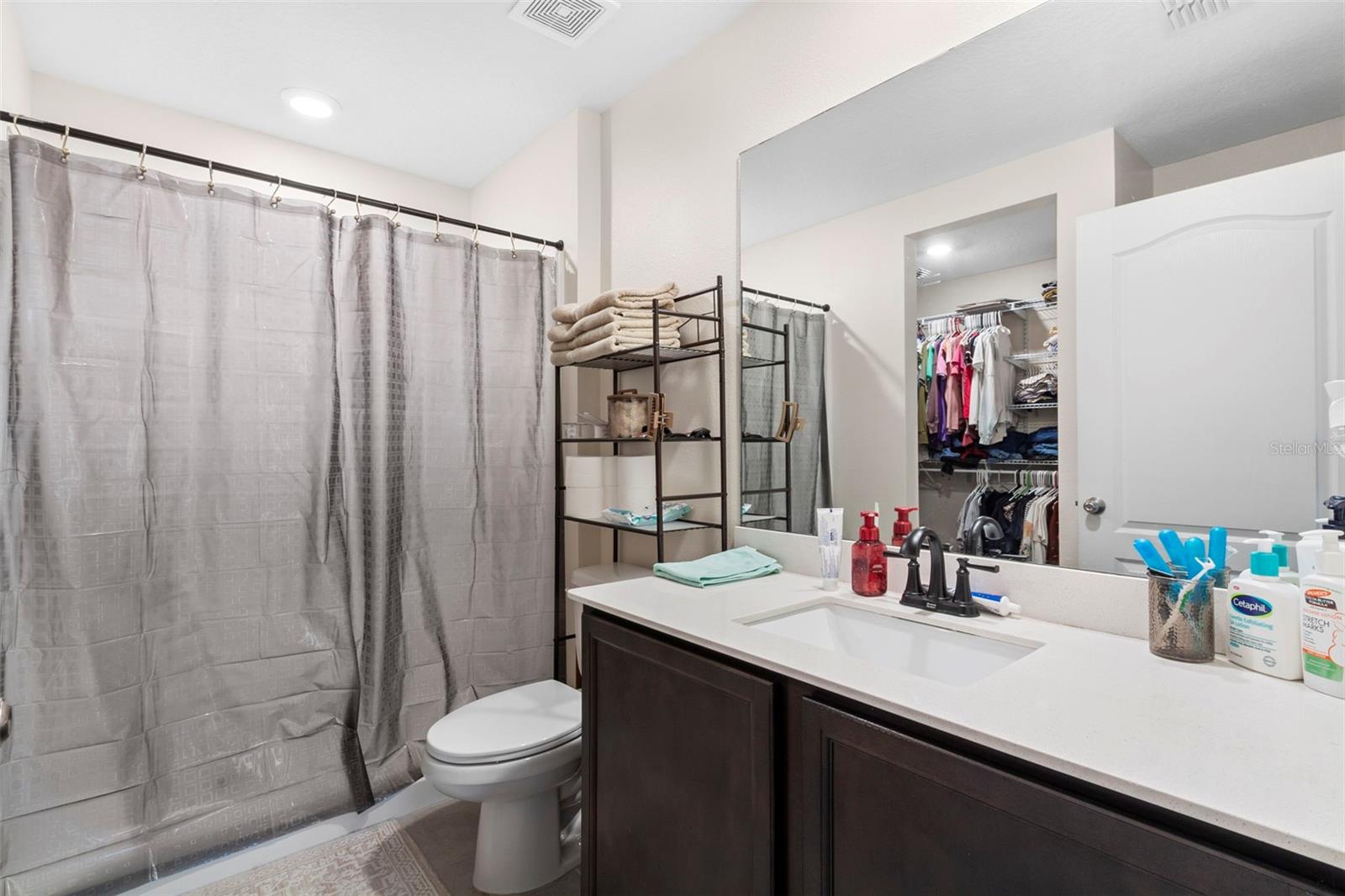 MEADOW RDG/GRAND ISLAND PH 2 - Residential