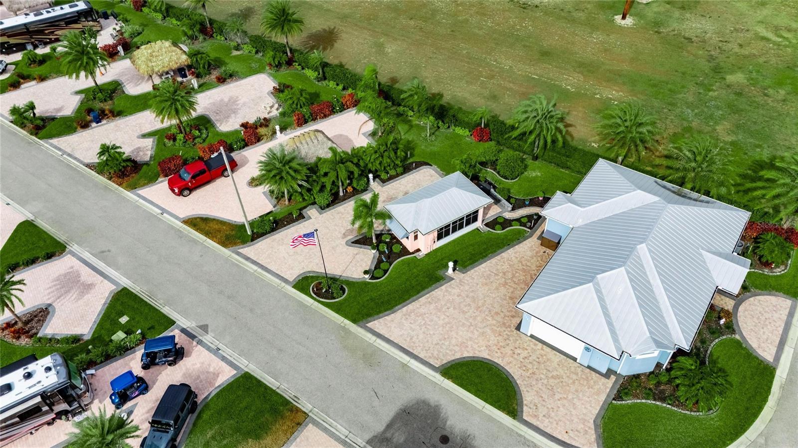 BAY LAKE RESIDENCE - Land