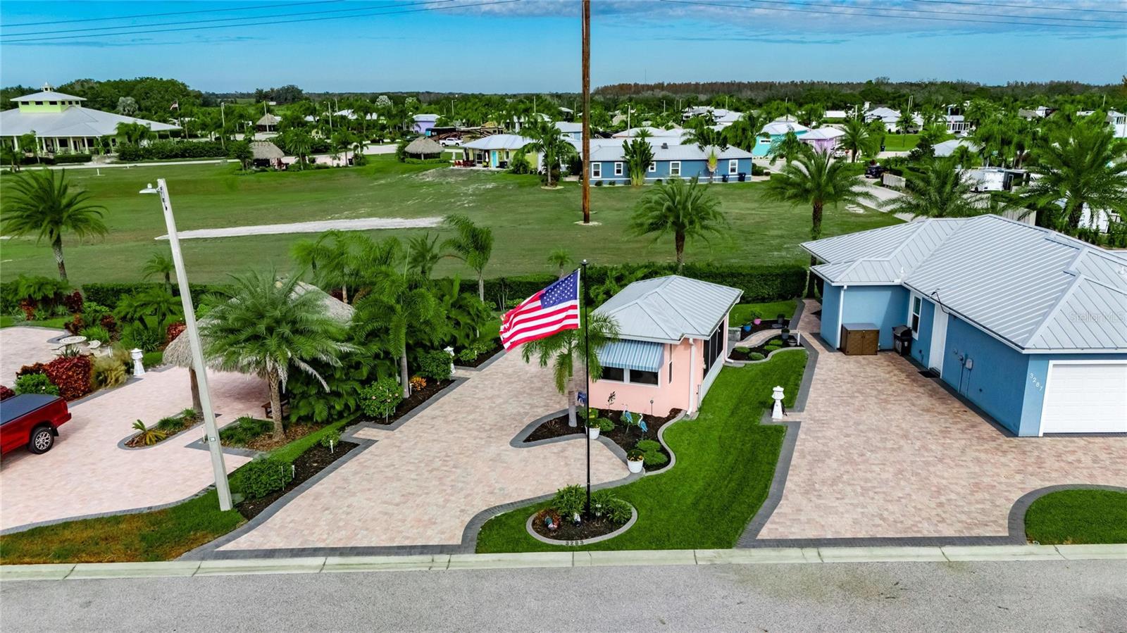 BAY LAKE RESIDENCE - Land