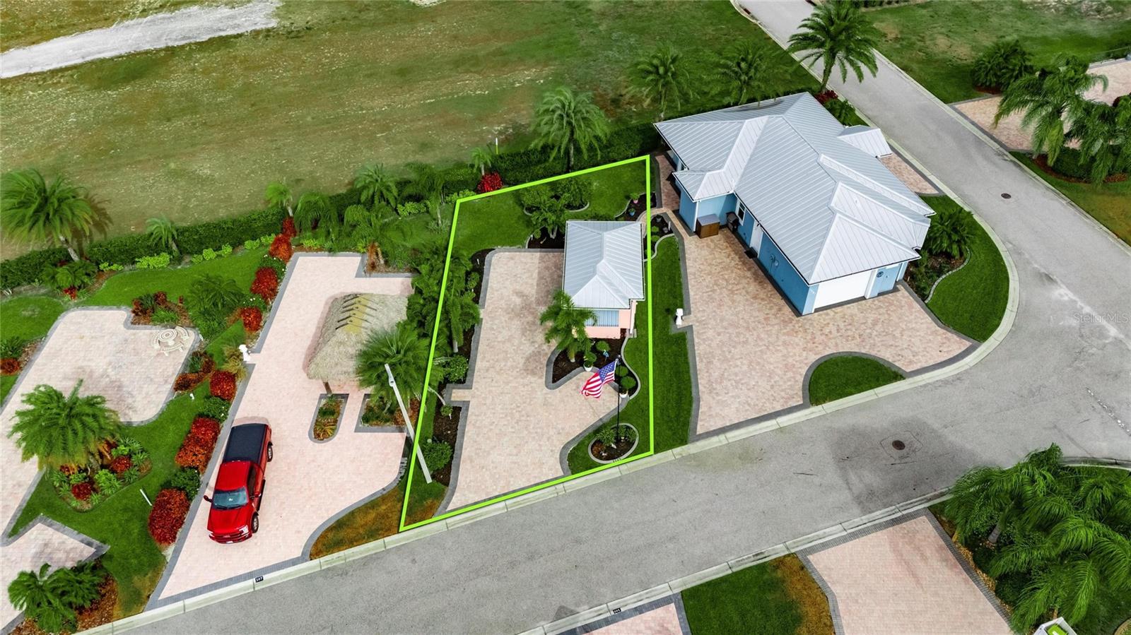 BAY LAKE RESIDENCE - Land