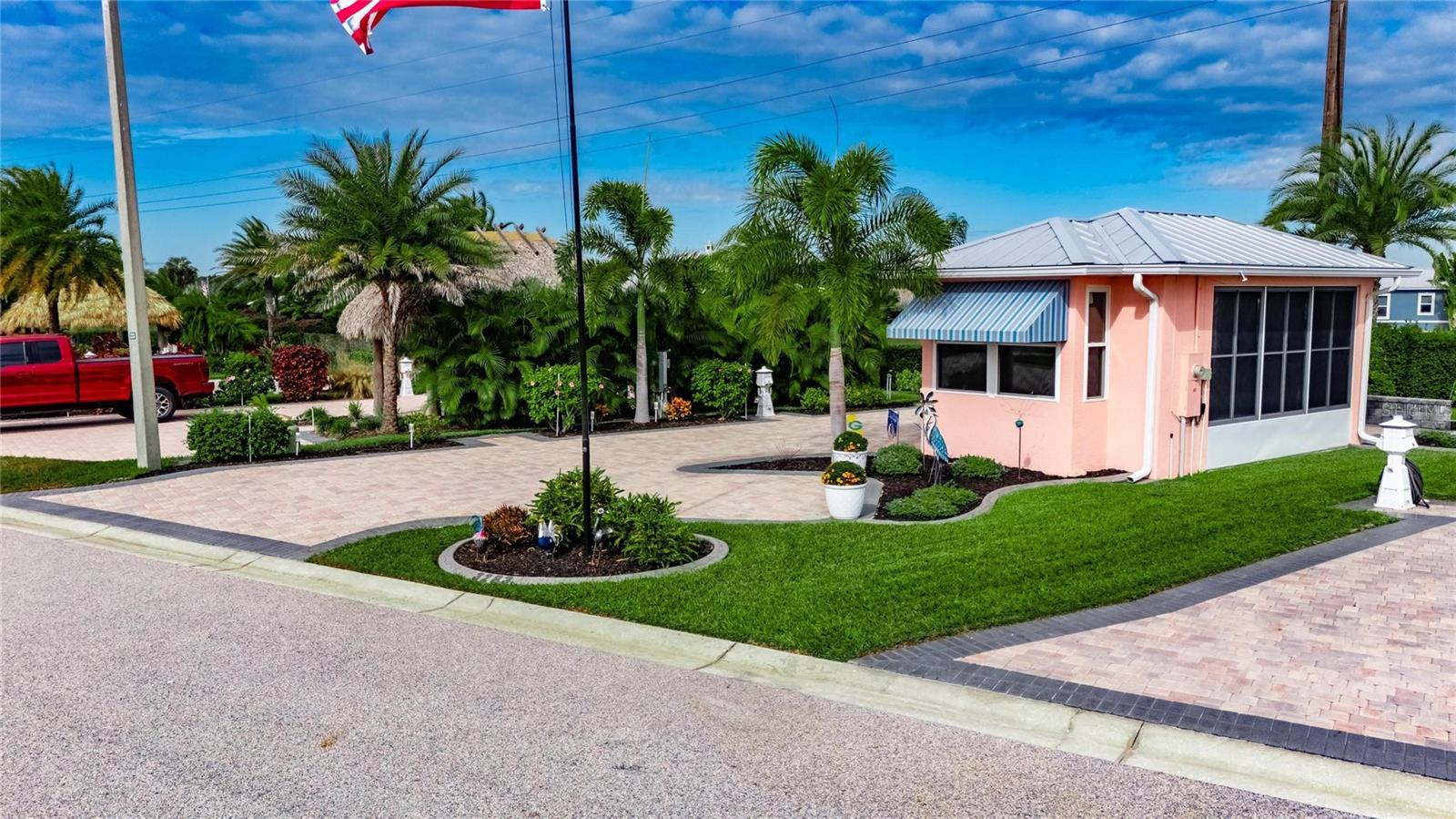 BAY LAKE RESIDENCE - Land