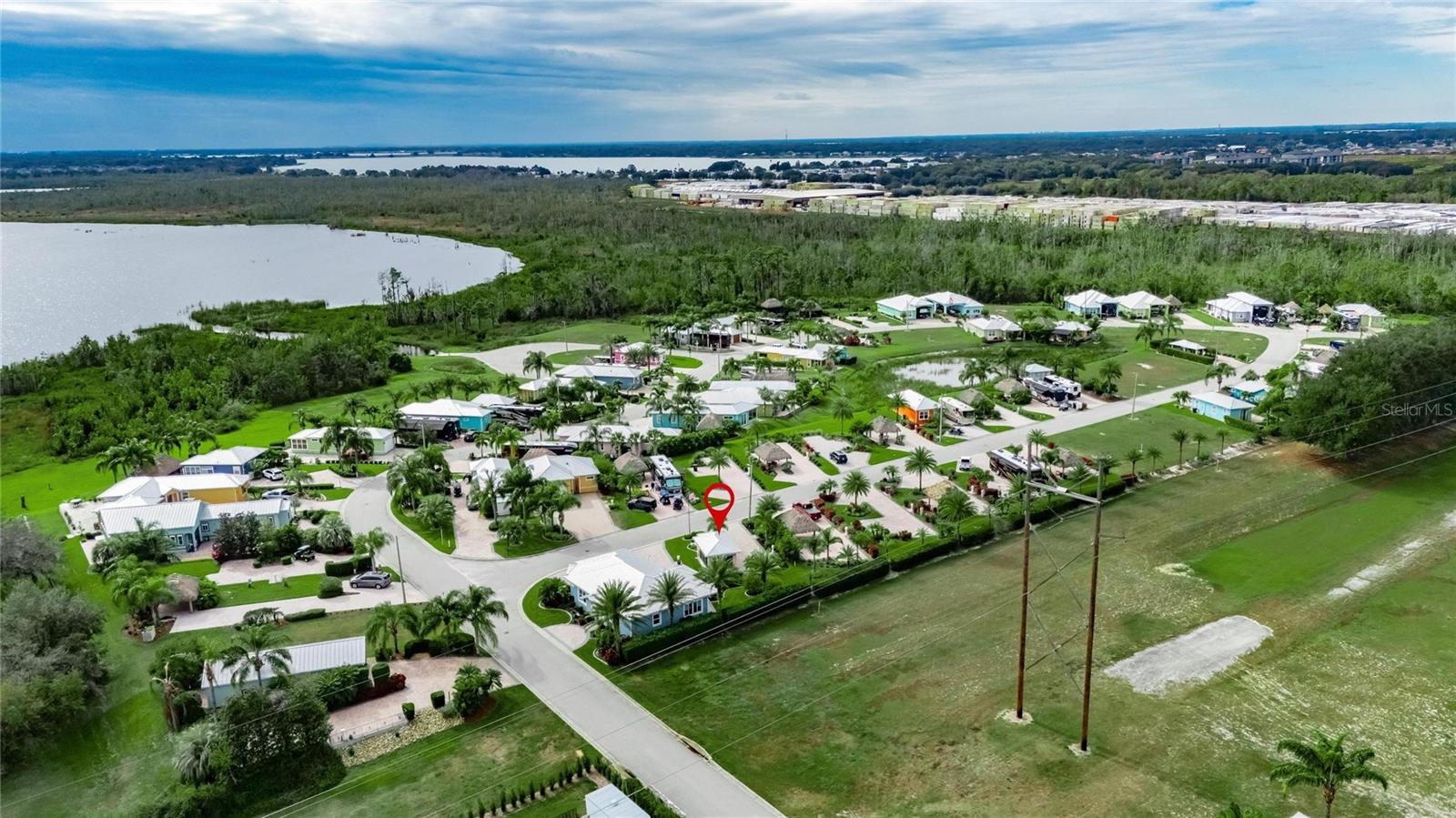 BAY LAKE RESIDENCE - Land