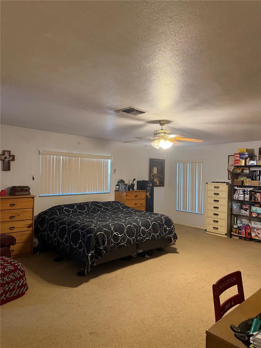 WILLISTON HYLNDS GOLF & C CLUB ESTATE - Residential