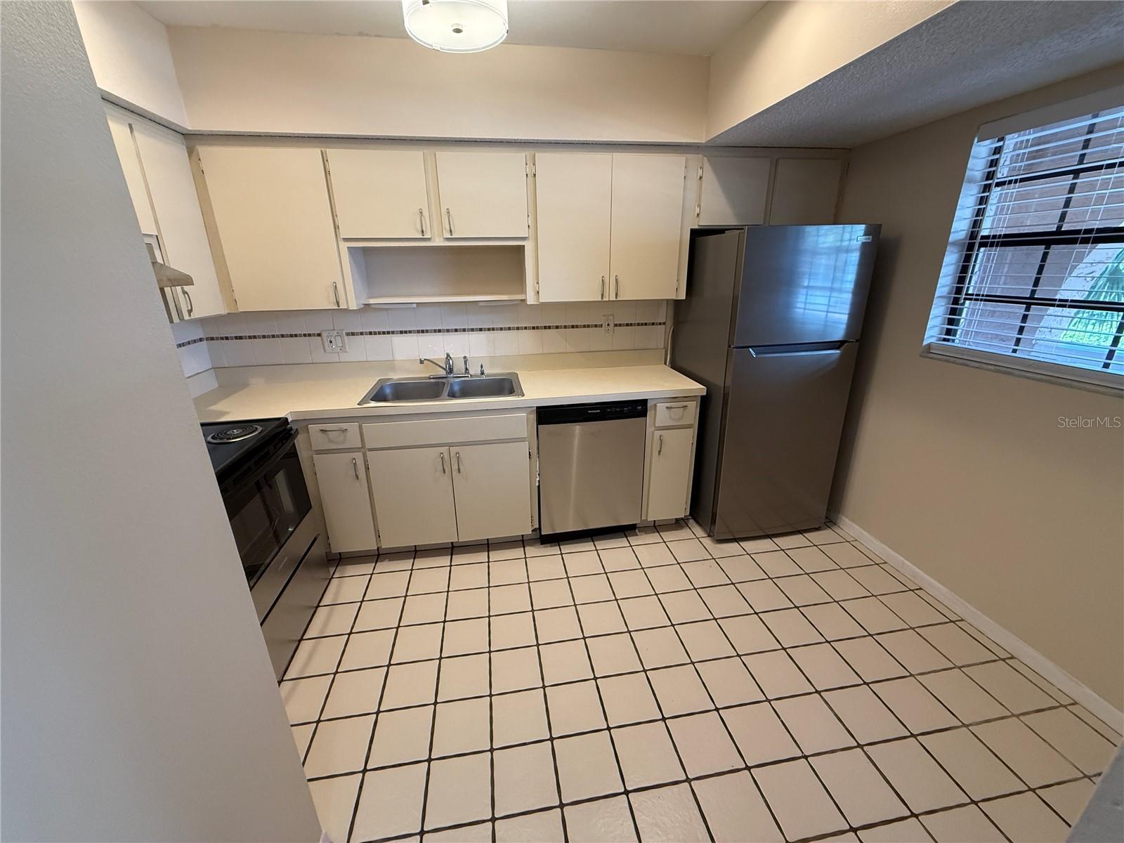 1750 BELLEAIR FOREST DRIVE A13