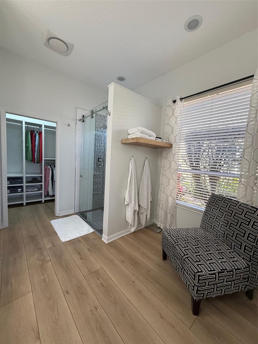 EDGEWATER VILLAGE SUBPHASE A - Residential