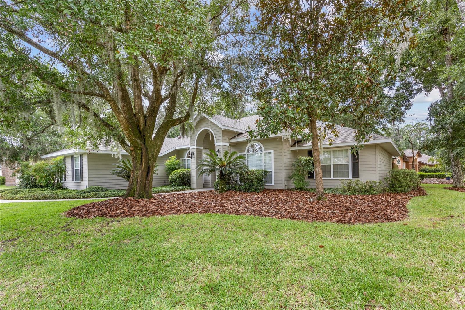 Spacious 4-Bedroom Pool Home with whole home Generac generator - Prime Location!
Welcome to this beautifully maintained 4-bedroom, 2-bathroom home located in the highly sought-after Sterling Place subdivision. Situated just minutes from the University of Florida, top-rated schools, shopping, and dining, this home offers the perfect blend of comfort, style, and convenience.
Step inside to discover an open floor plan with soaring 10-foot ceilings, creating a bright and airy atmosphere throughout. The large bedrooms each feature walk-in closets, providing ample storage space and privacy for everyone.
The open floor plan is and large living area make entertaining a breeze. The spacious kitchen boasts granite countertops, abundant cabinetry, and a seamless flow into the living and dining areas—ideal for entertaining. All bathrooms are tiled with granite countertops, adding a touch of luxury to daily living.
Enjoy Florida living at its finest in your screen-enclosed pool area, perfect for relaxing or hosting family and friends year-round.
Additional features include: Split bedroom layout for added privacy, Spacious bedrooms, and a Primary suite with en-suite bathroom and two walk in closets. Indoor laundry room with sink, and an Attached 2-car garage, and a whole home generator. Don’t miss your chance to own this home in one of Gainesville’s most desirable neighborhoods. Schedule your private tour today!