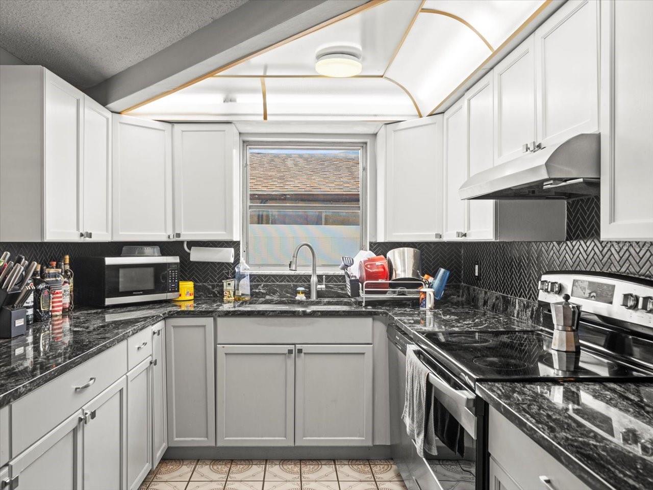 REGENCY PARK - Residential