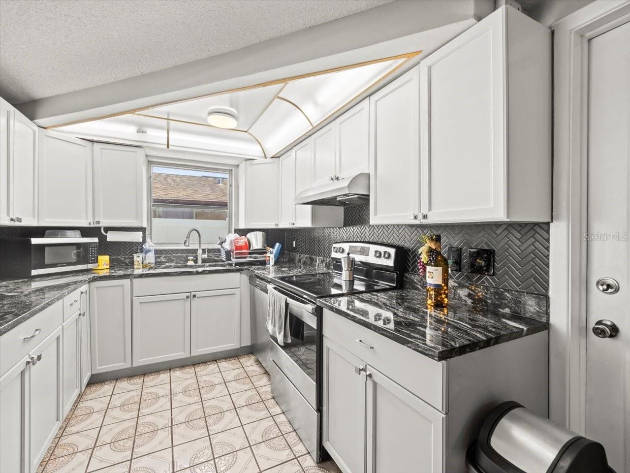 REGENCY PARK - Residential