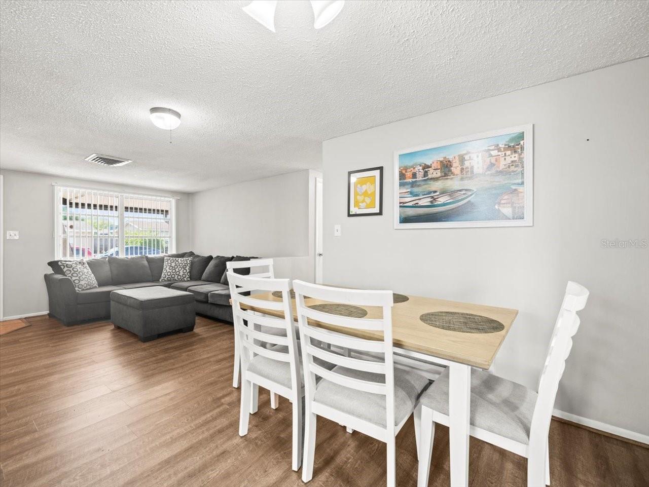 REGENCY PARK - Residential