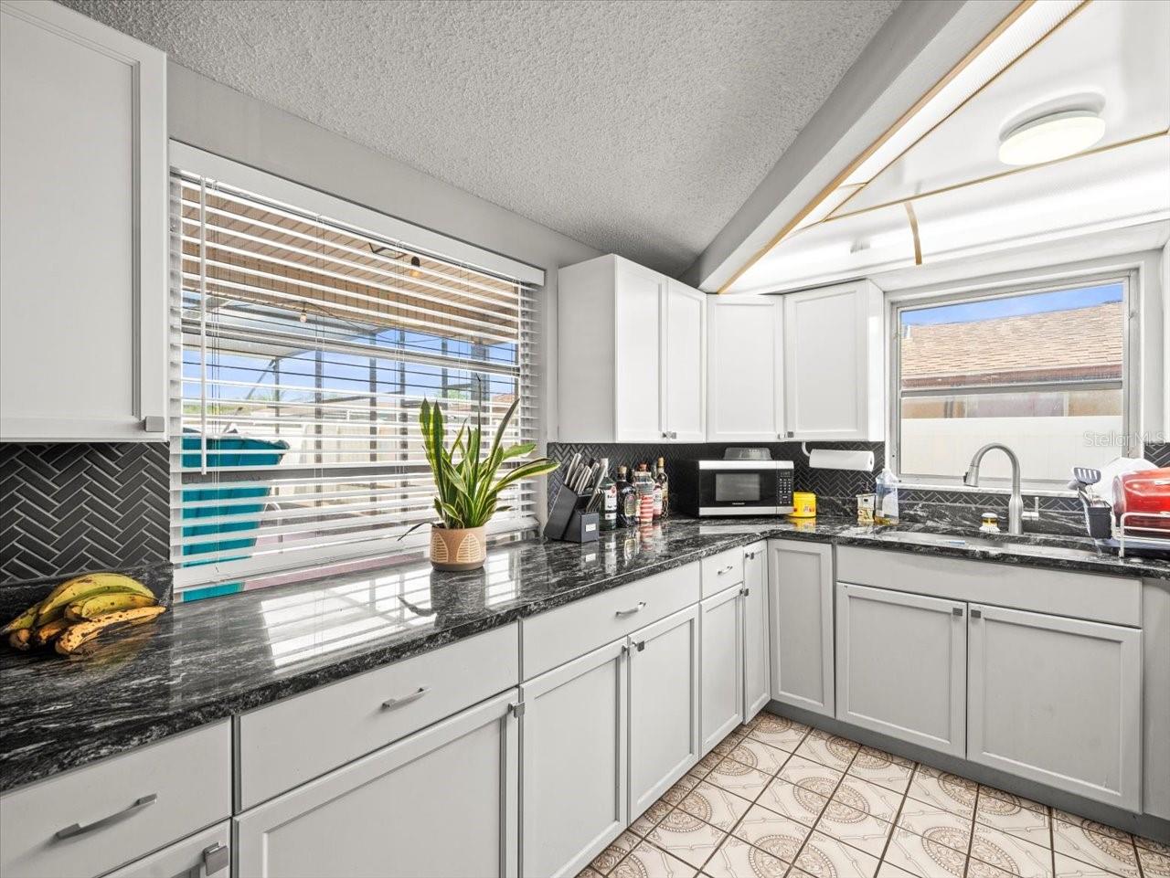 REGENCY PARK - Residential