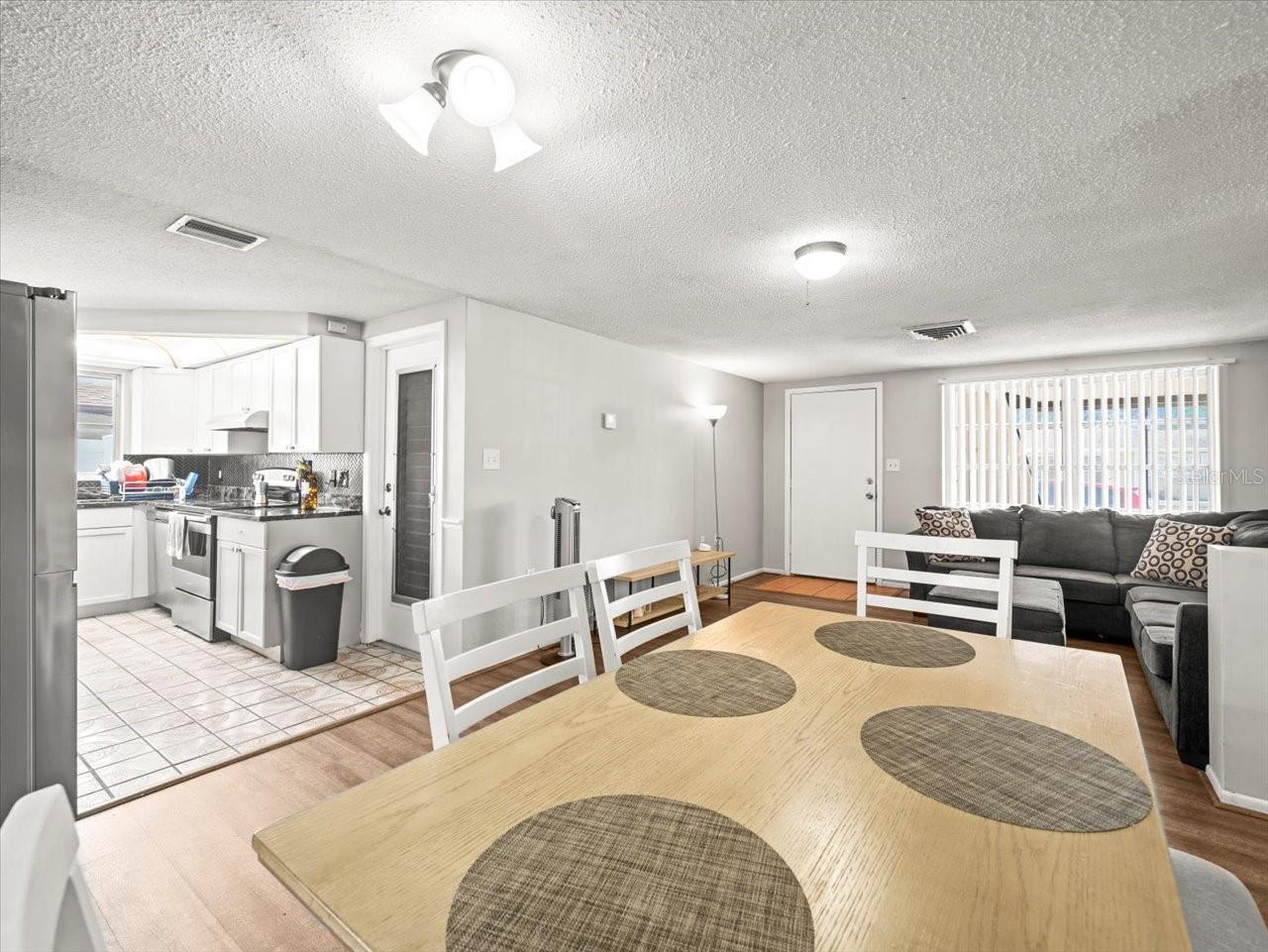 REGENCY PARK - Residential