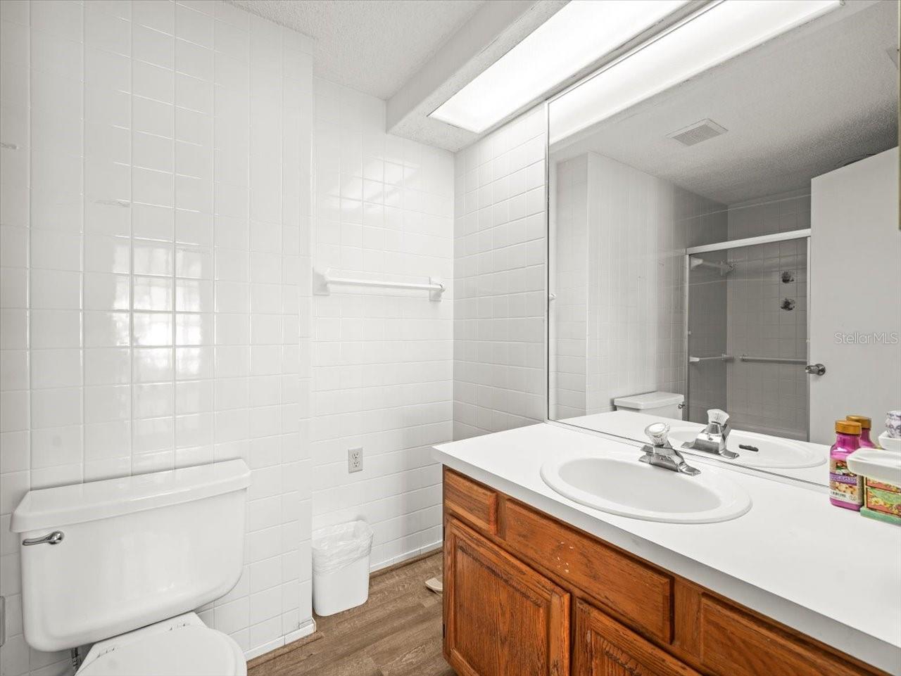 REGENCY PARK - Residential