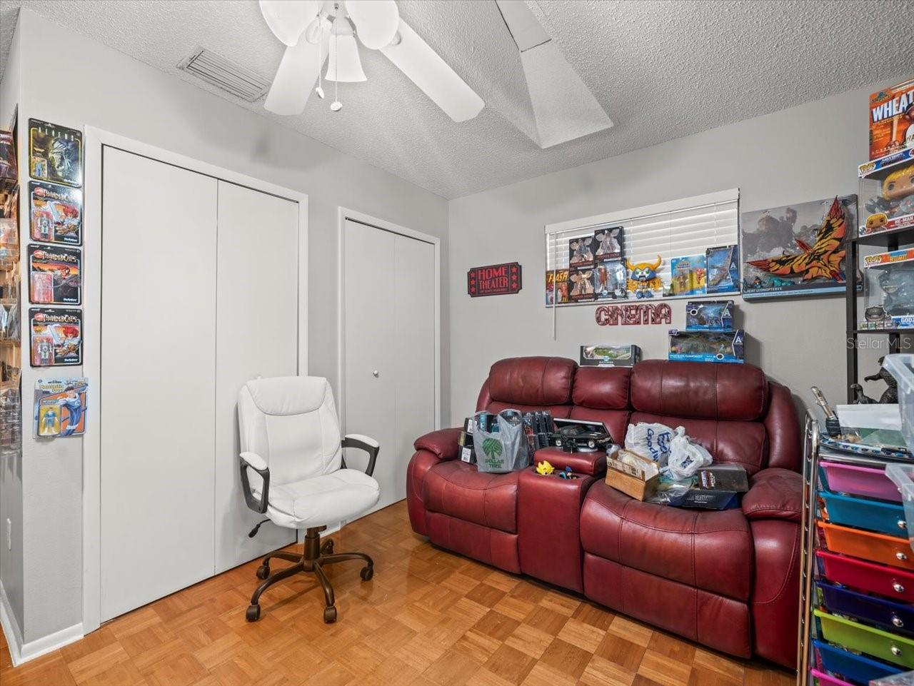 REGENCY PARK - Residential