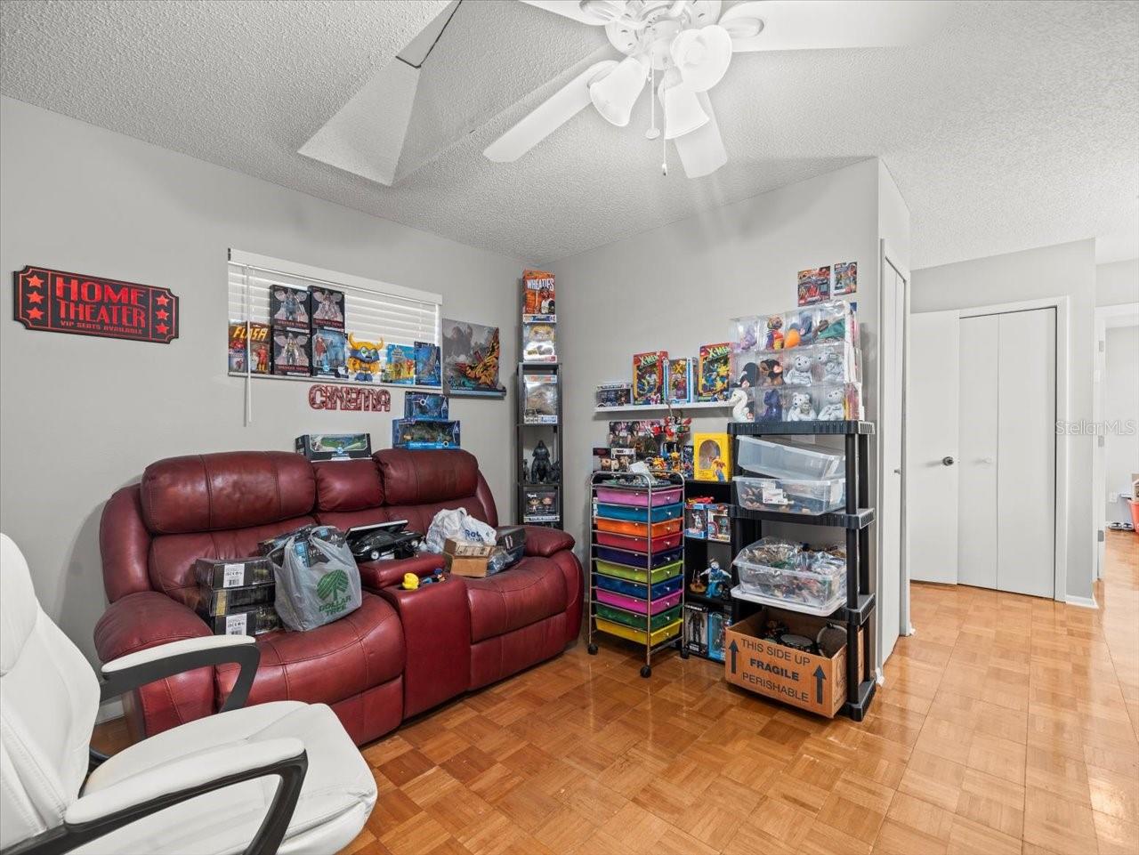 REGENCY PARK - Residential