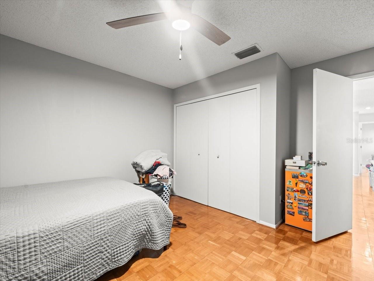 REGENCY PARK - Residential