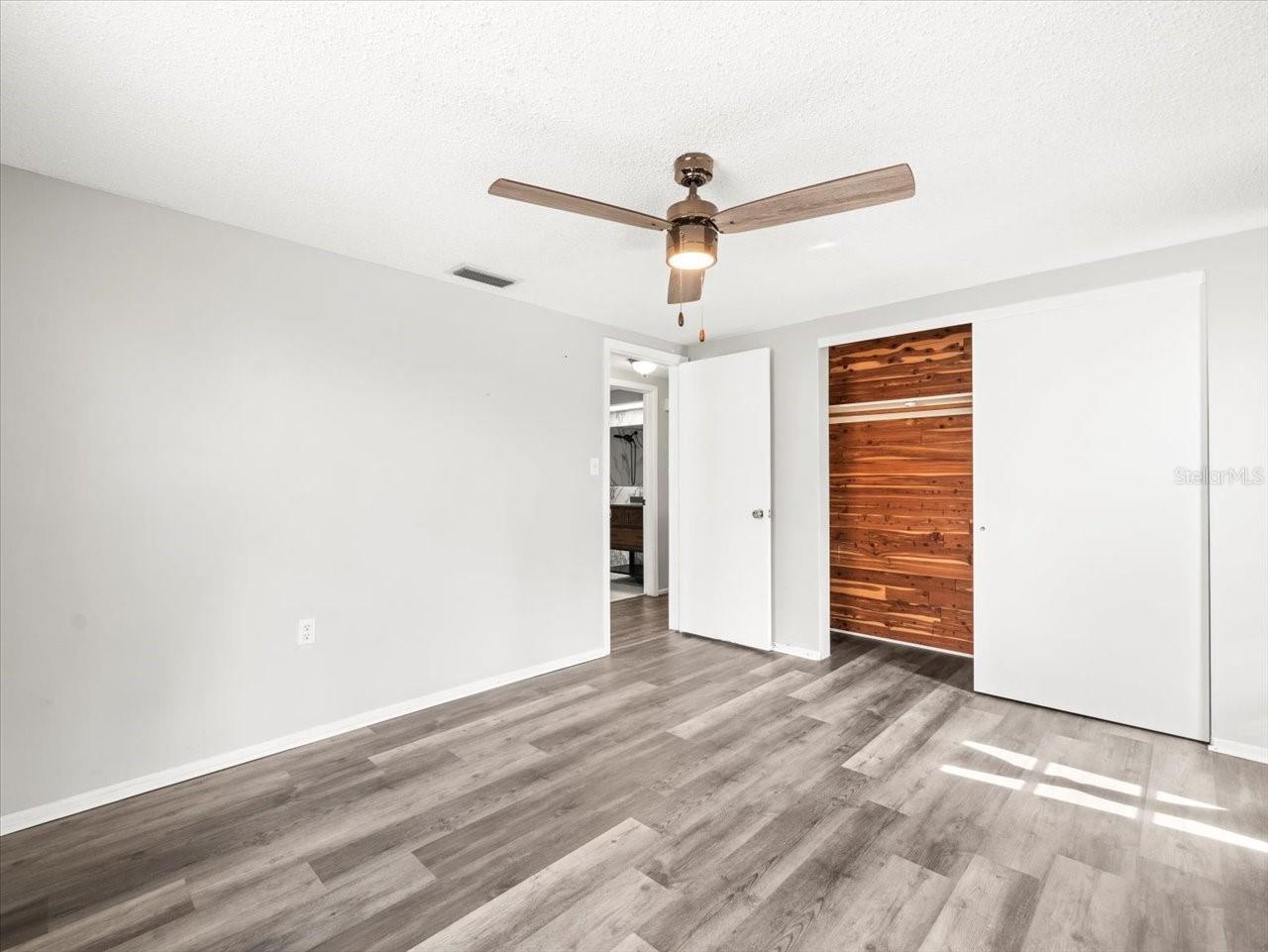 REGENCY PARK - Residential